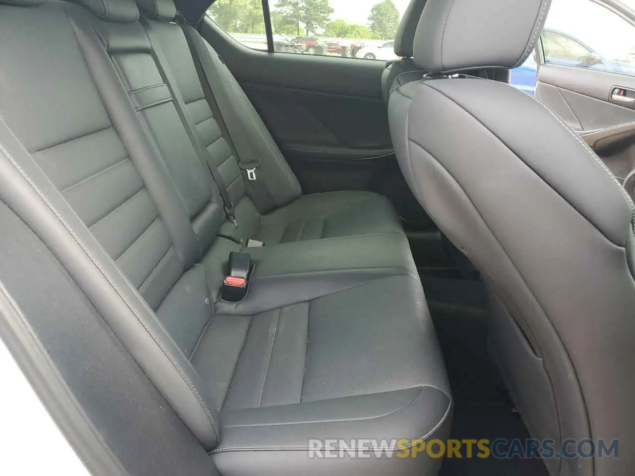 10 fotografías del automóvil dañado JTHGZ1B2XM5041820 LEXUS IS 350 F S 2021