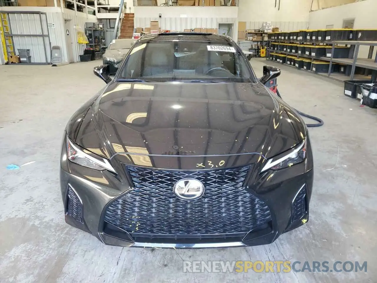 5 fotografías del automóvil dañado JTHGZ1B2XM5048590 LEXUS IS 350 F S 2021