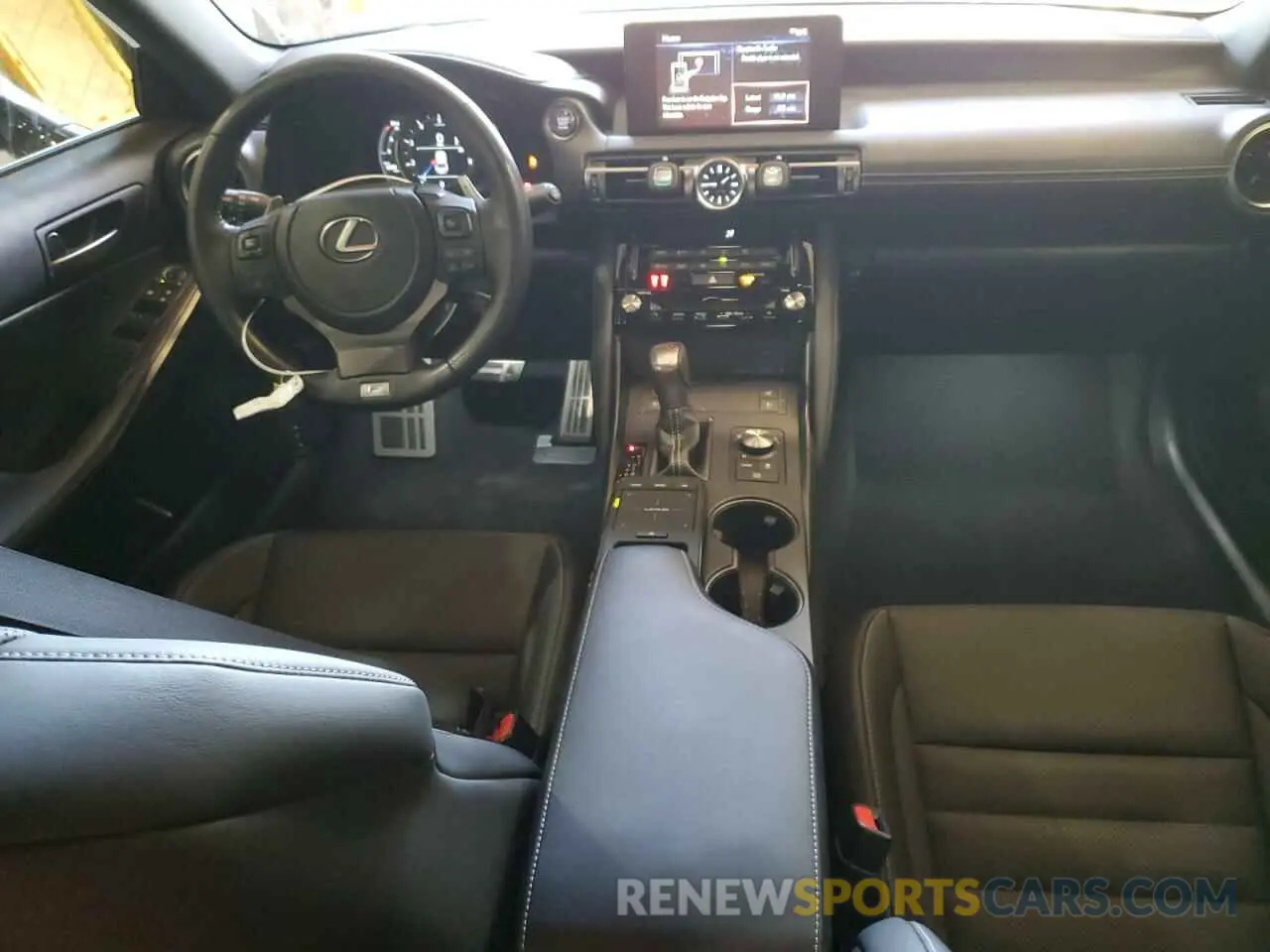 8 fotografías del automóvil dañado JTHGZ1B2XM5048590 LEXUS IS 350 F S 2021