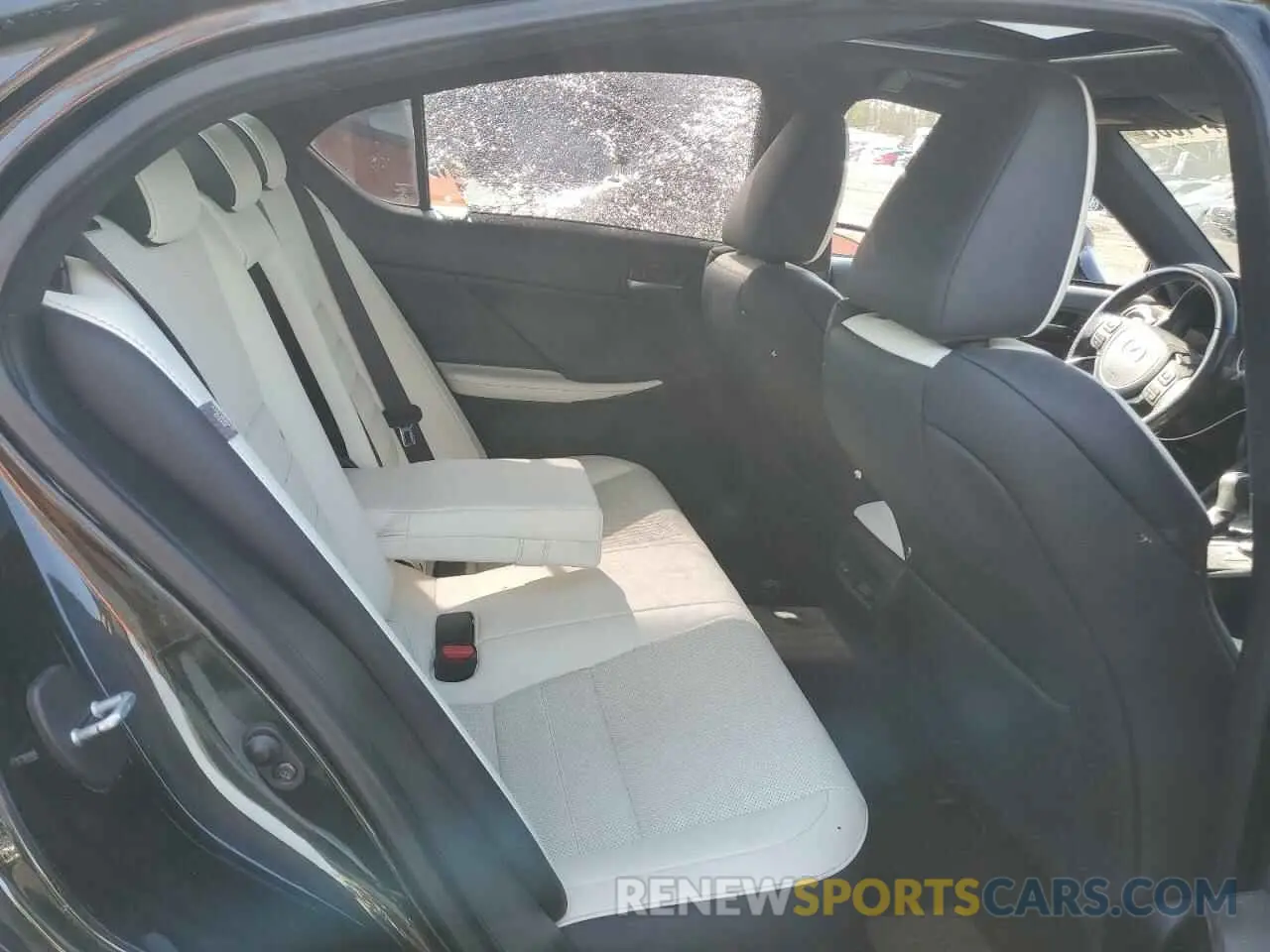 10 fotografías del automóvil dañado JTHGZ1E23M5019007 LEXUS IS 350 F S 2021