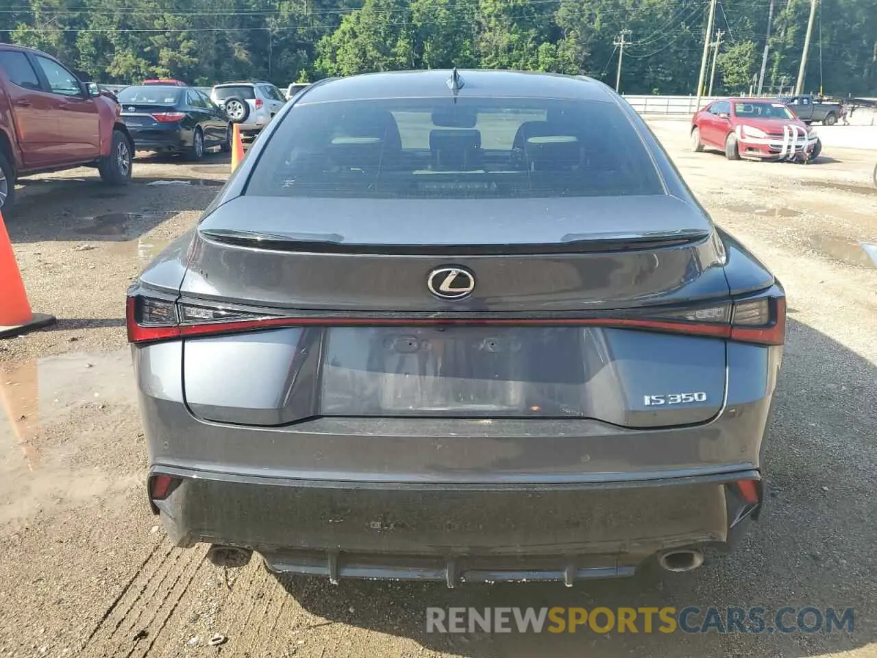 6 fotografías del automóvil dañado JTHGZ1B22N5049718 LEXUS IS 350 F S 2022