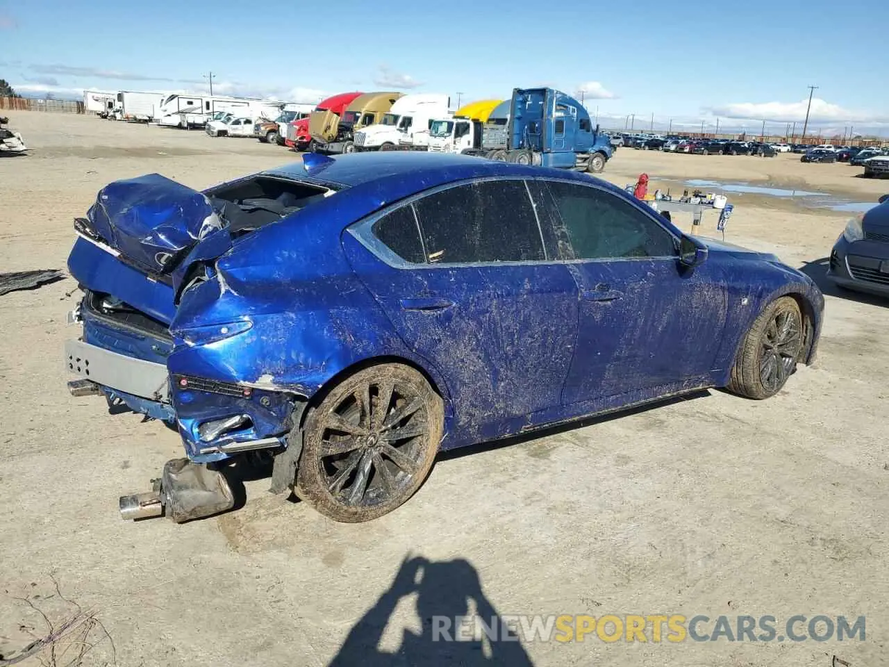 3 fotografías del automóvil dañado JTHGZ1B22N5051954 LEXUS IS 350 F S 2022