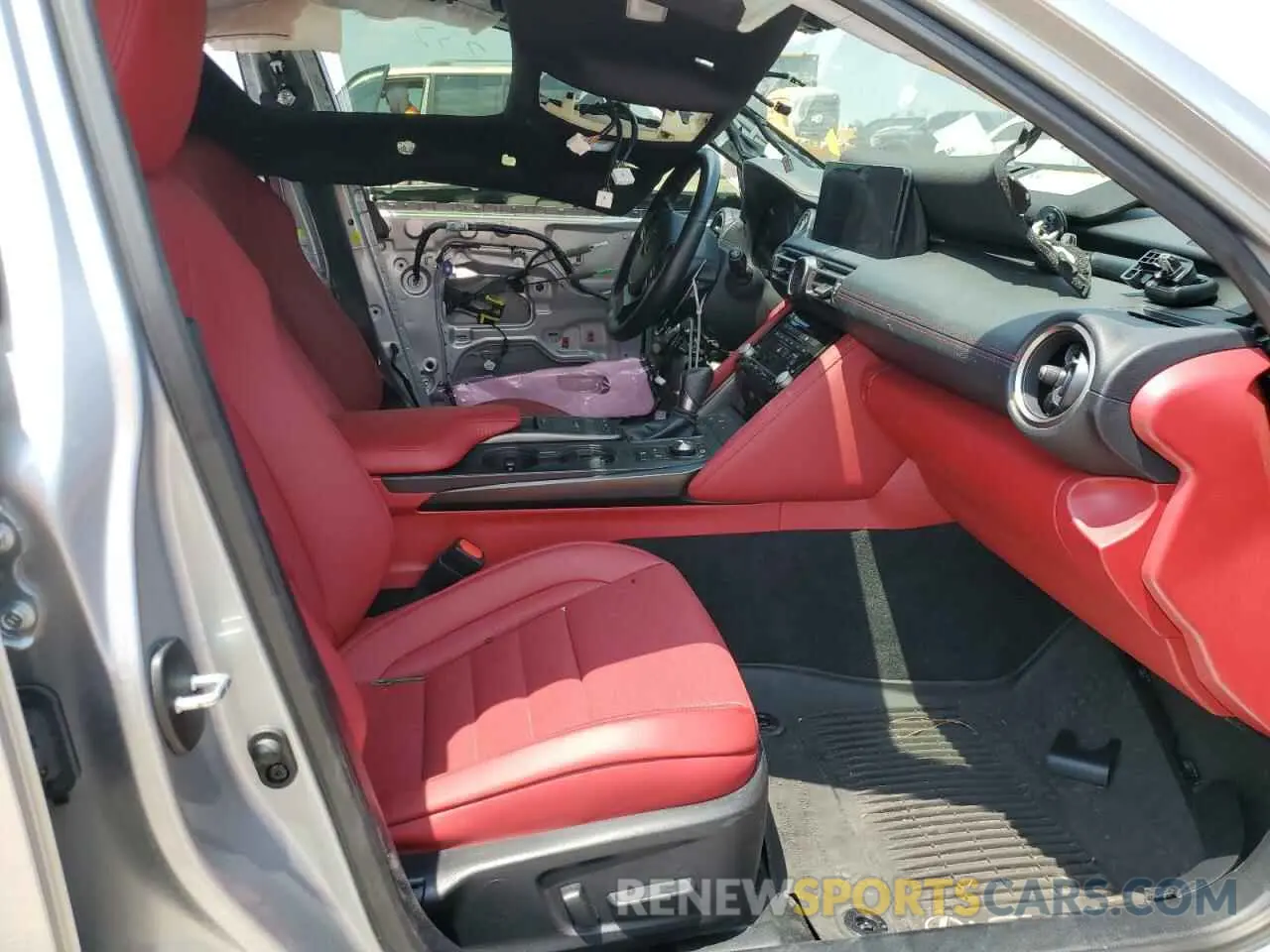 7 fotografías del automóvil dañado JTHGZ1B28N5054583 LEXUS IS 350 F S 2022