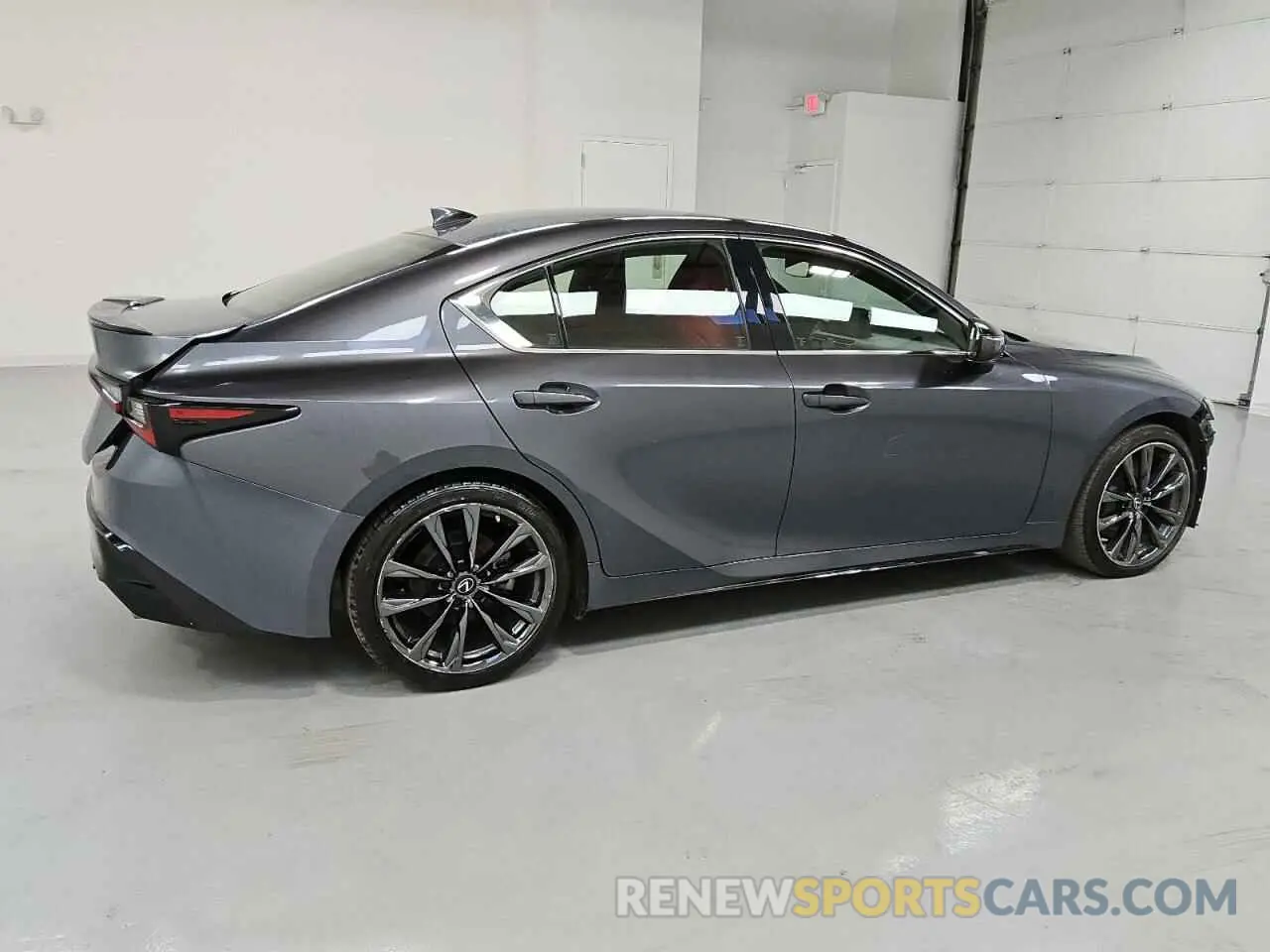 3 fotografías del automóvil dañado JTHGZ1E21N5025759 LEXUS IS 350 F S 2022