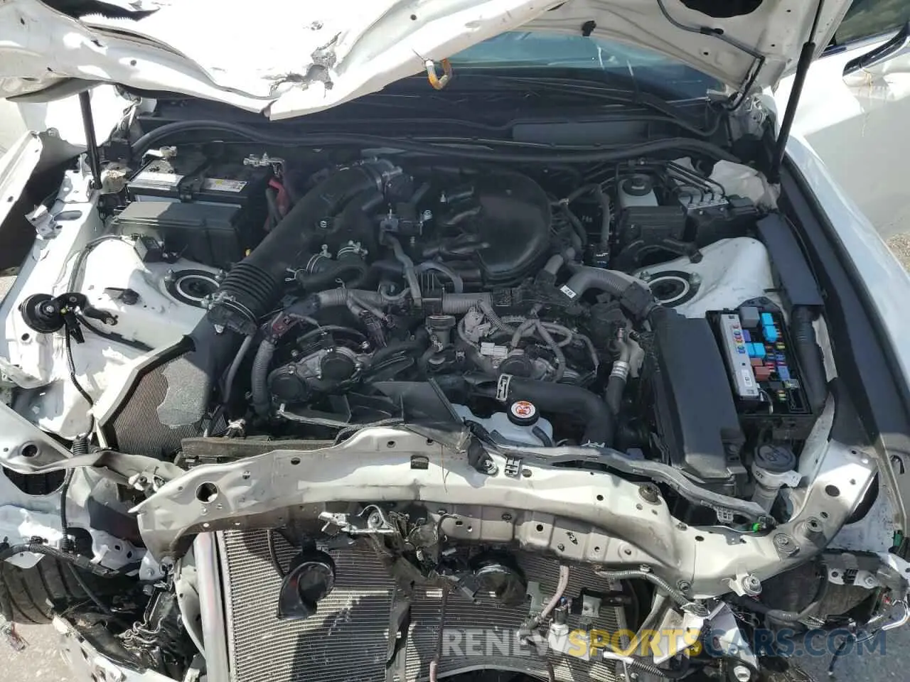 11 fotografías del automóvil dañado JTHBZ1B29P5067372 LEXUS IS 350 F S 2023