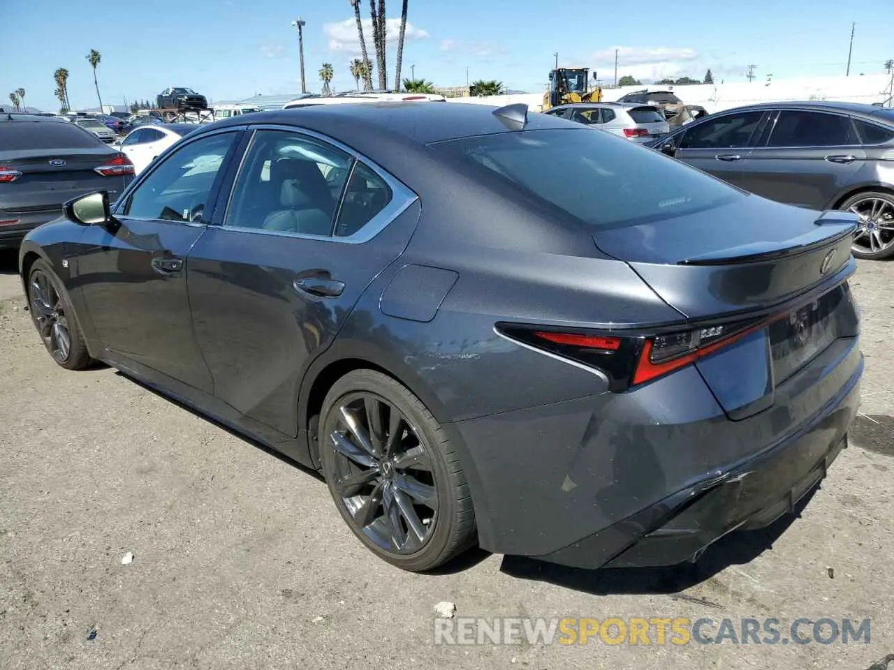 2 fotografías del automóvil dañado JTHGZ1B20P5062308 LEXUS IS 350 F S 2023