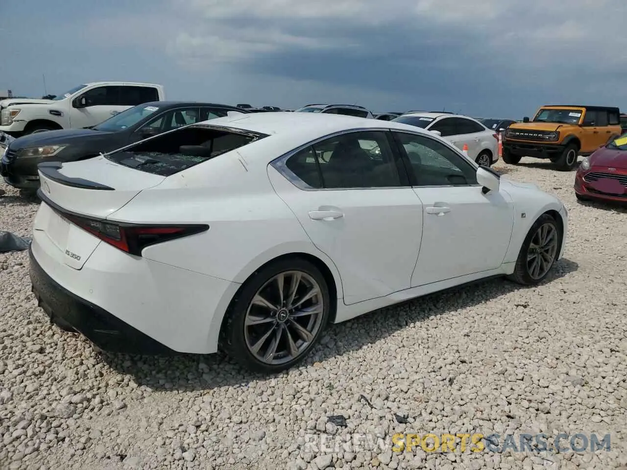 3 fotografías del automóvil dañado JTHGZ1B22P5059412 LEXUS IS 350 F S 2023