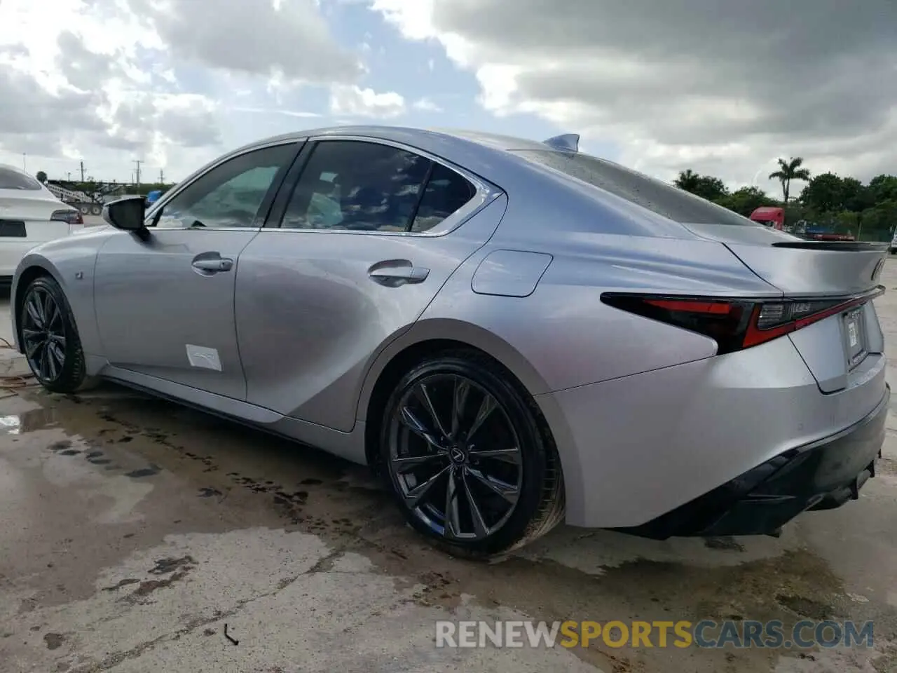 2 fotografías del automóvil dañado JTHGZ1B22P5065503 LEXUS IS 350 F S 2023