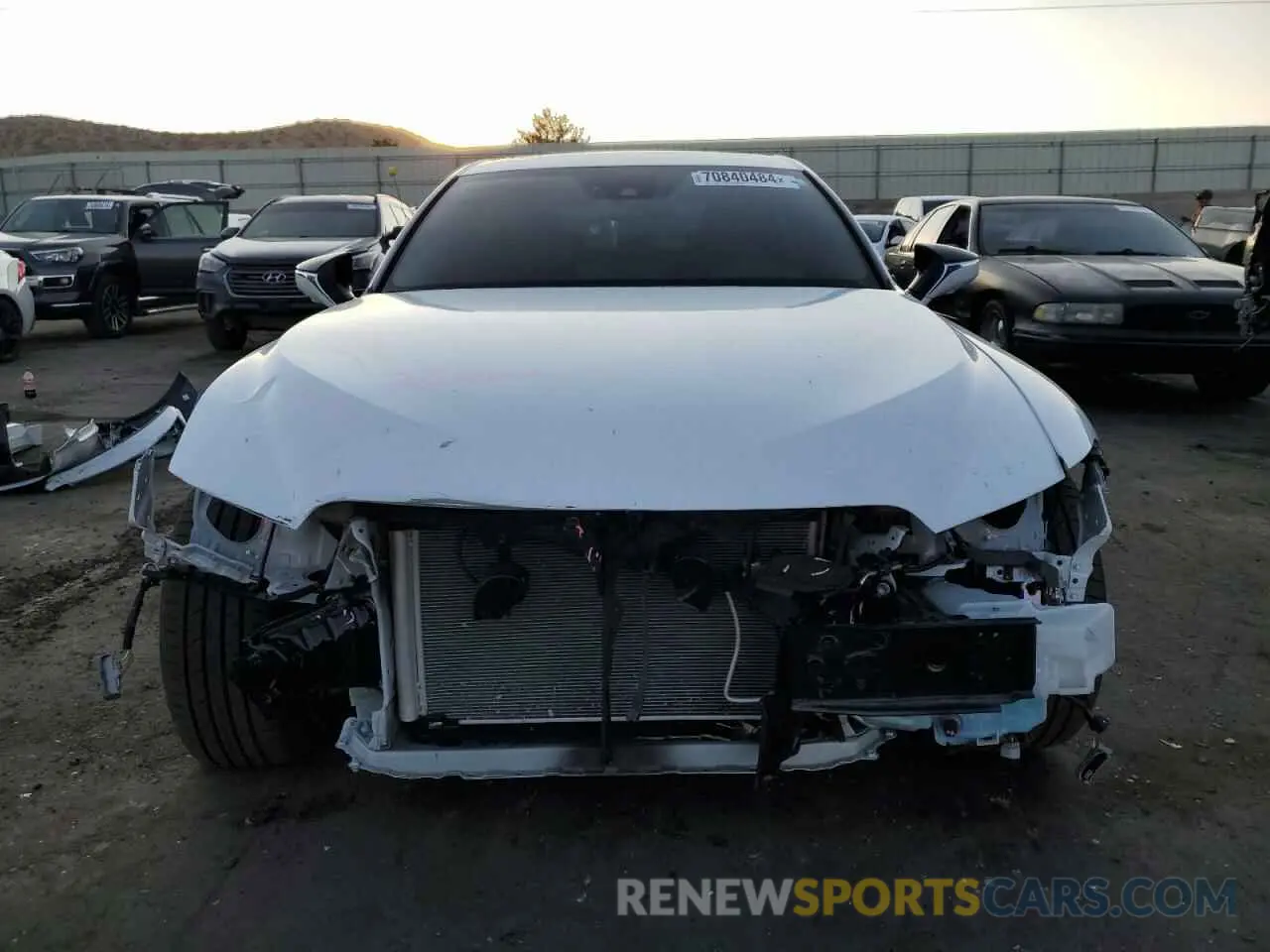 5 fotografías del automóvil dañado JTHGZ1B23P5068118 LEXUS IS 350 F S 2023