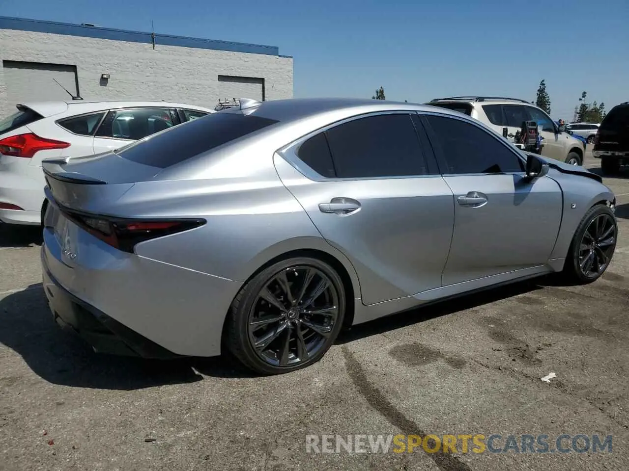 3 fotografías del automóvil dañado JTHGZ1B27P5060331 LEXUS IS 350 F S 2023