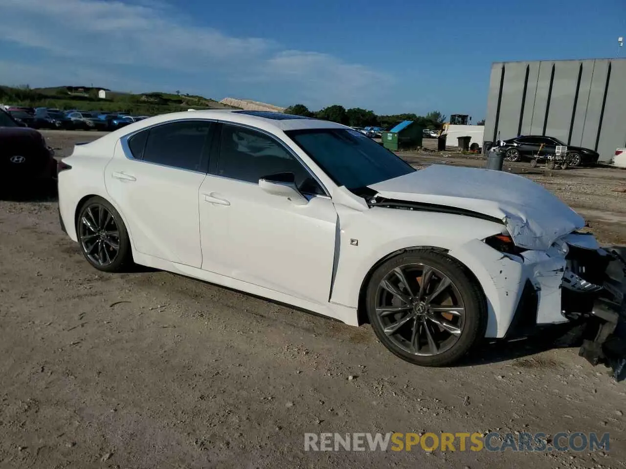 4 fotografías del automóvil dañado JTHGZ1B29P5063408 LEXUS IS 350 F S 2023