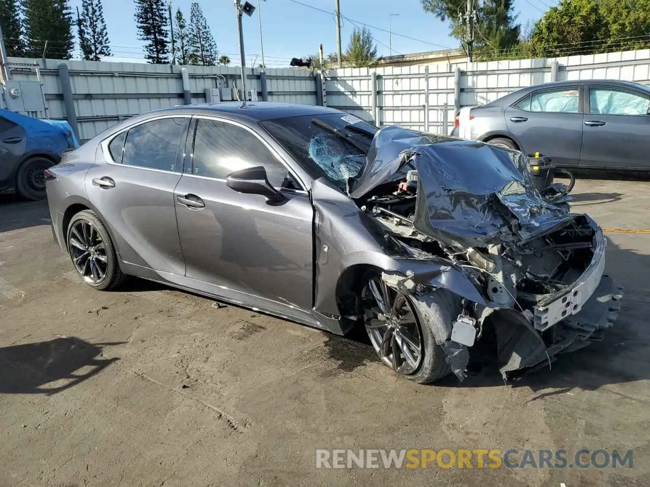 4 fotografías del automóvil dañado JTHGZ1B29P5065711 LEXUS IS 350 F S 2023