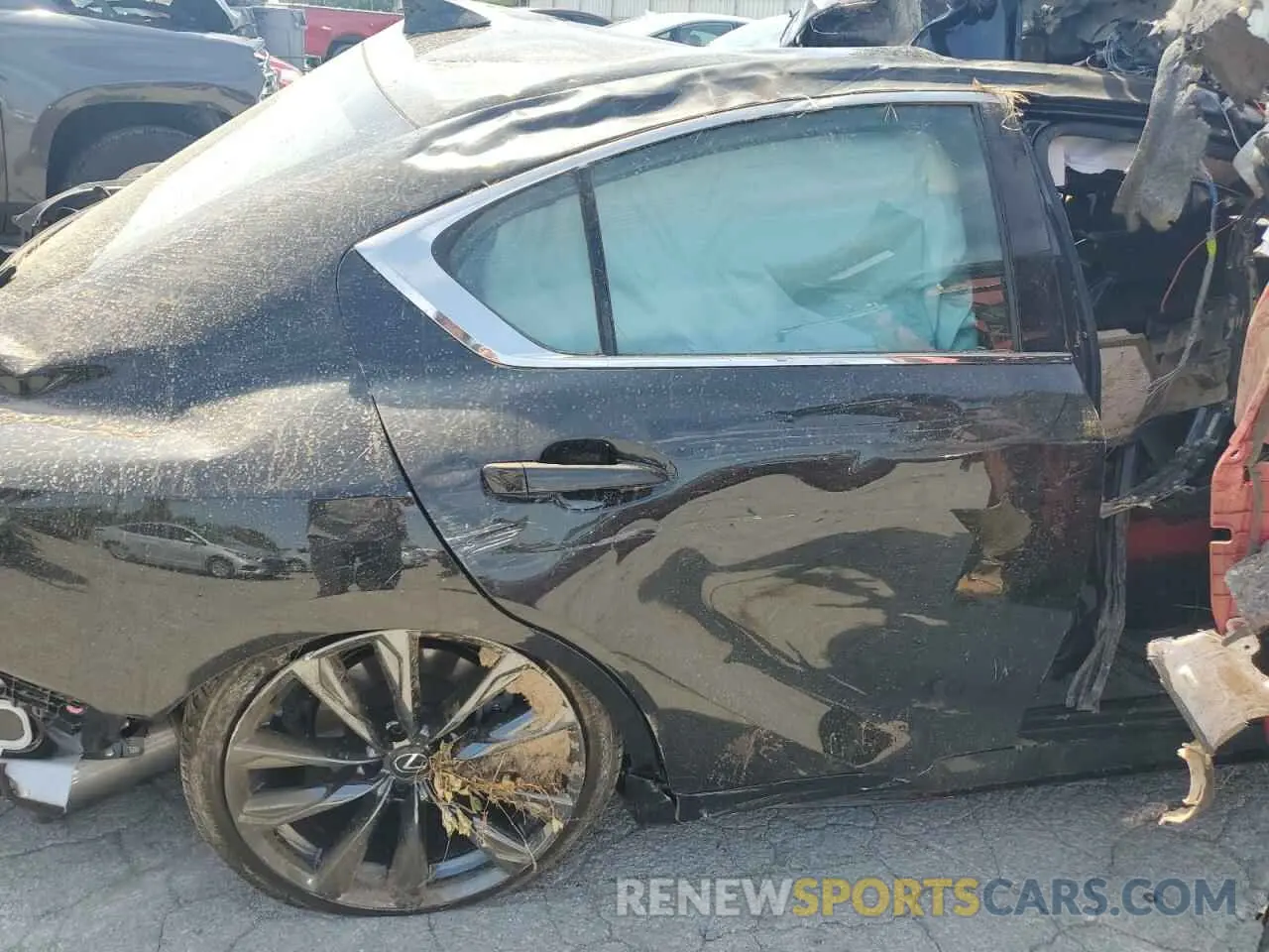 10 fotografías del automóvil dañado JTHGZ1E29P5031344 LEXUS IS 350 F S 2023