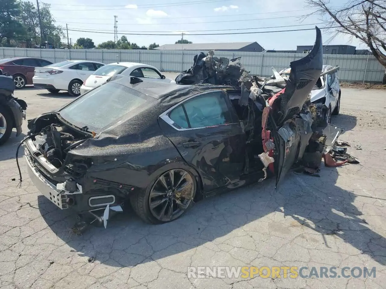 3 fotografías del automóvil dañado JTHGZ1E29P5031344 LEXUS IS 350 F S 2023