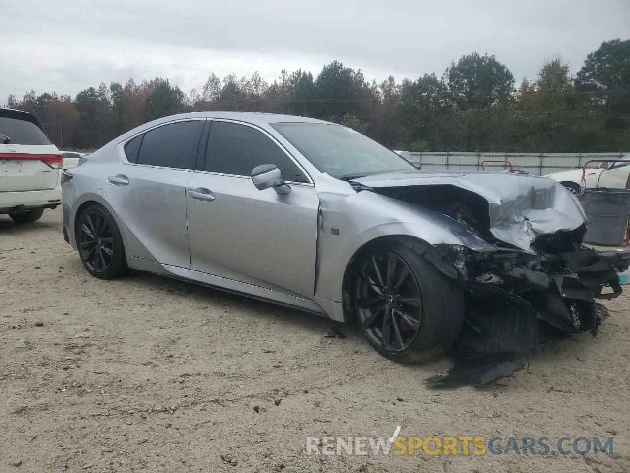 4 fotografías del automóvil dañado JTHBZ1B28R5078088 LEXUS IS 350 F S 2024