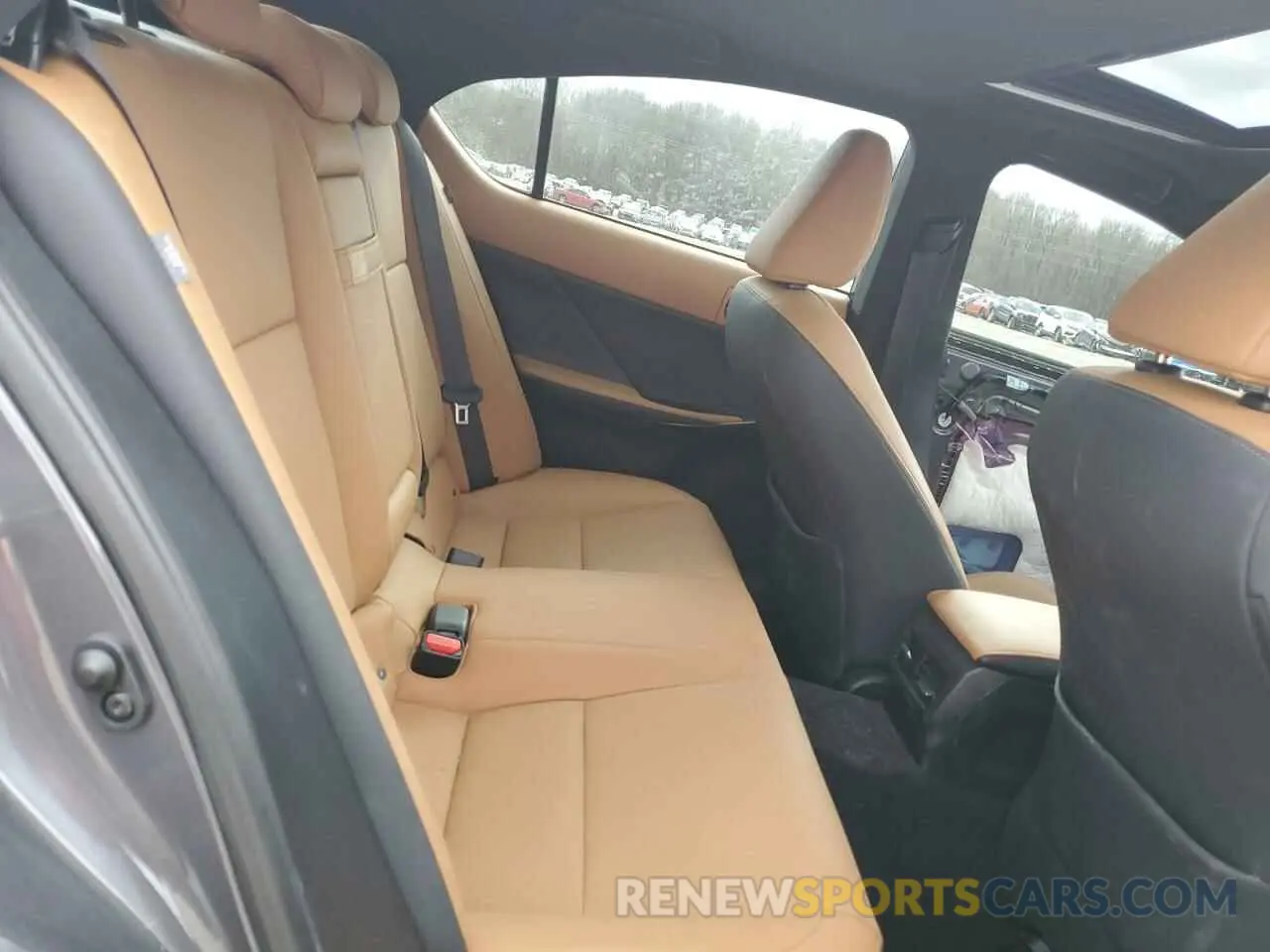 10 fotografías del automóvil dañado JTHBZ1B2XR5074494 LEXUS IS 350 F S 2024