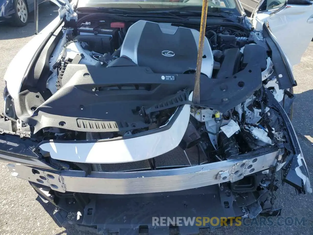 11 fotografías del automóvil dañado JTHGZ1B20R5079872 LEXUS IS 350 F S 2024