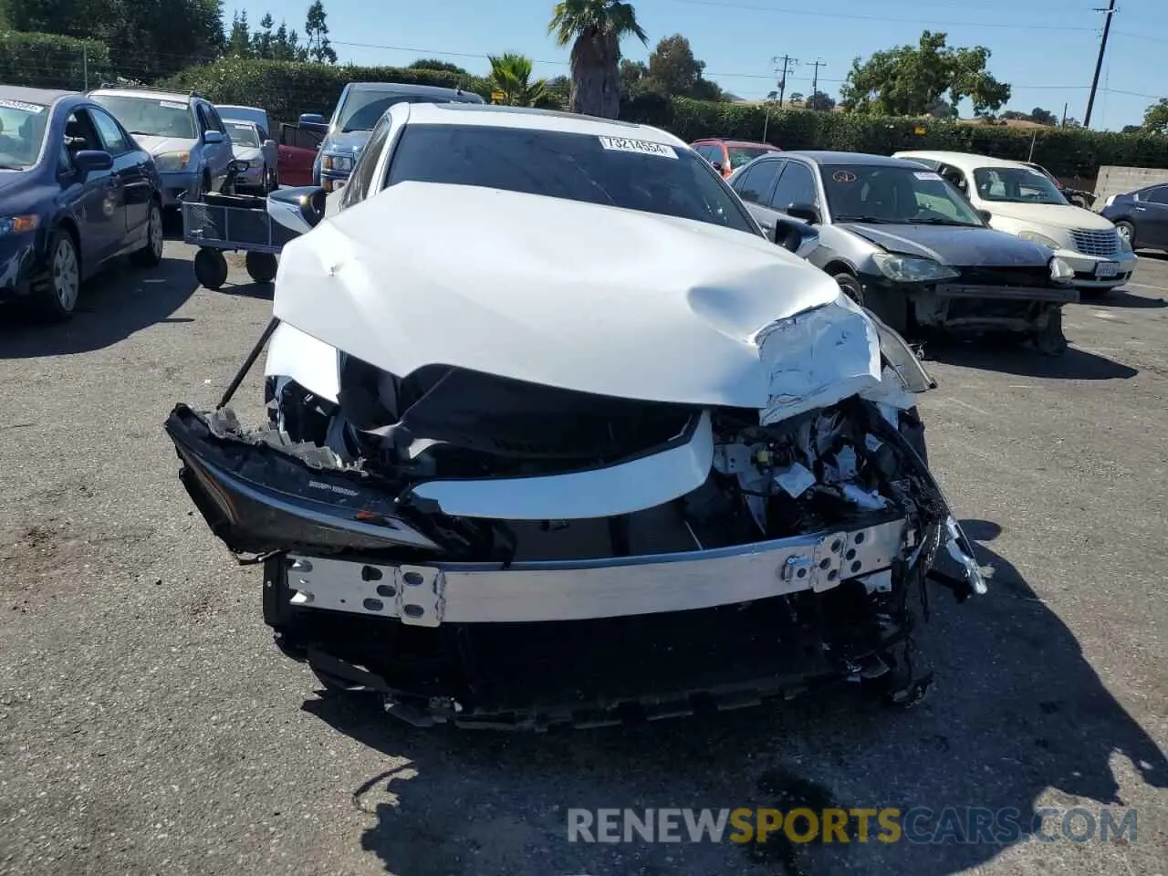 5 fotografías del automóvil dañado JTHGZ1B20R5079872 LEXUS IS 350 F S 2024