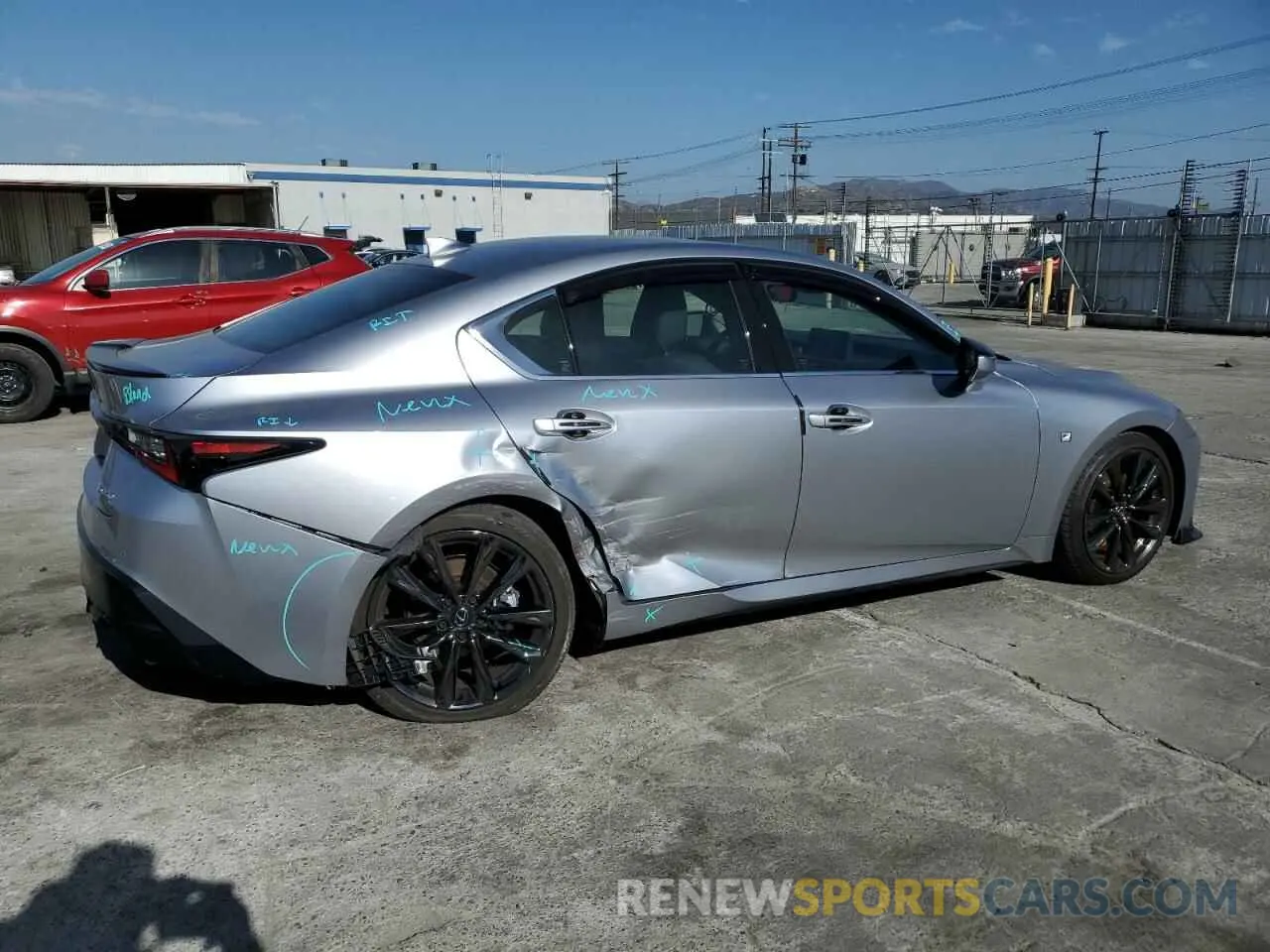 3 fotografías del automóvil dañado JTHGZ1B24R5072617 LEXUS IS 350 F S 2024