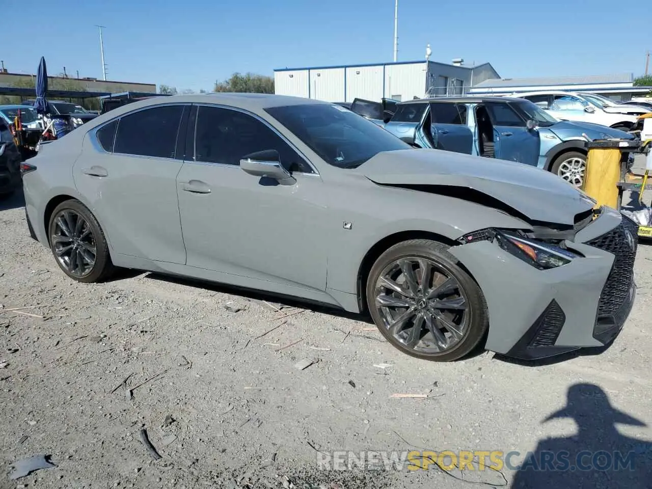 4 fotografías del automóvil dañado JTHGZ1B24R5074190 LEXUS IS 350 F S 2024