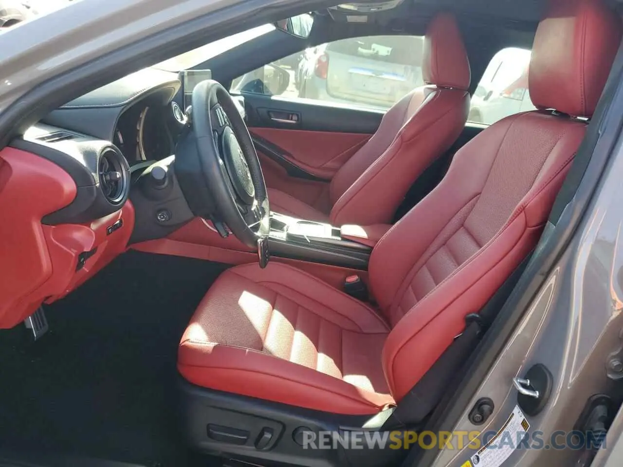 7 fotografías del automóvil dañado JTHGZ1B24R5074190 LEXUS IS 350 F S 2024