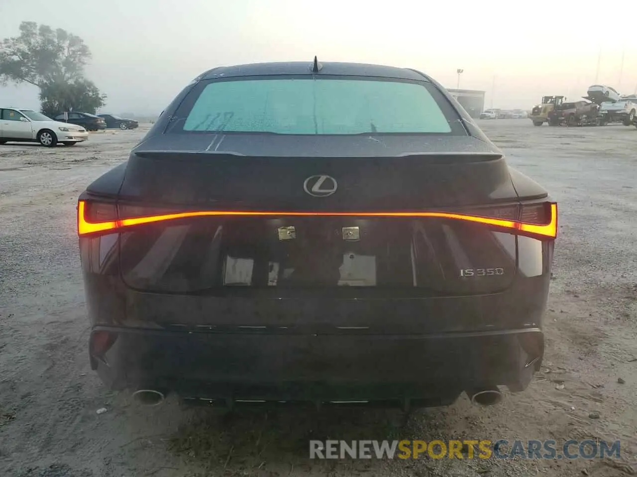 6 fotografías del automóvil dañado JTHGZ1B26R5073302 LEXUS IS 350 F S 2024