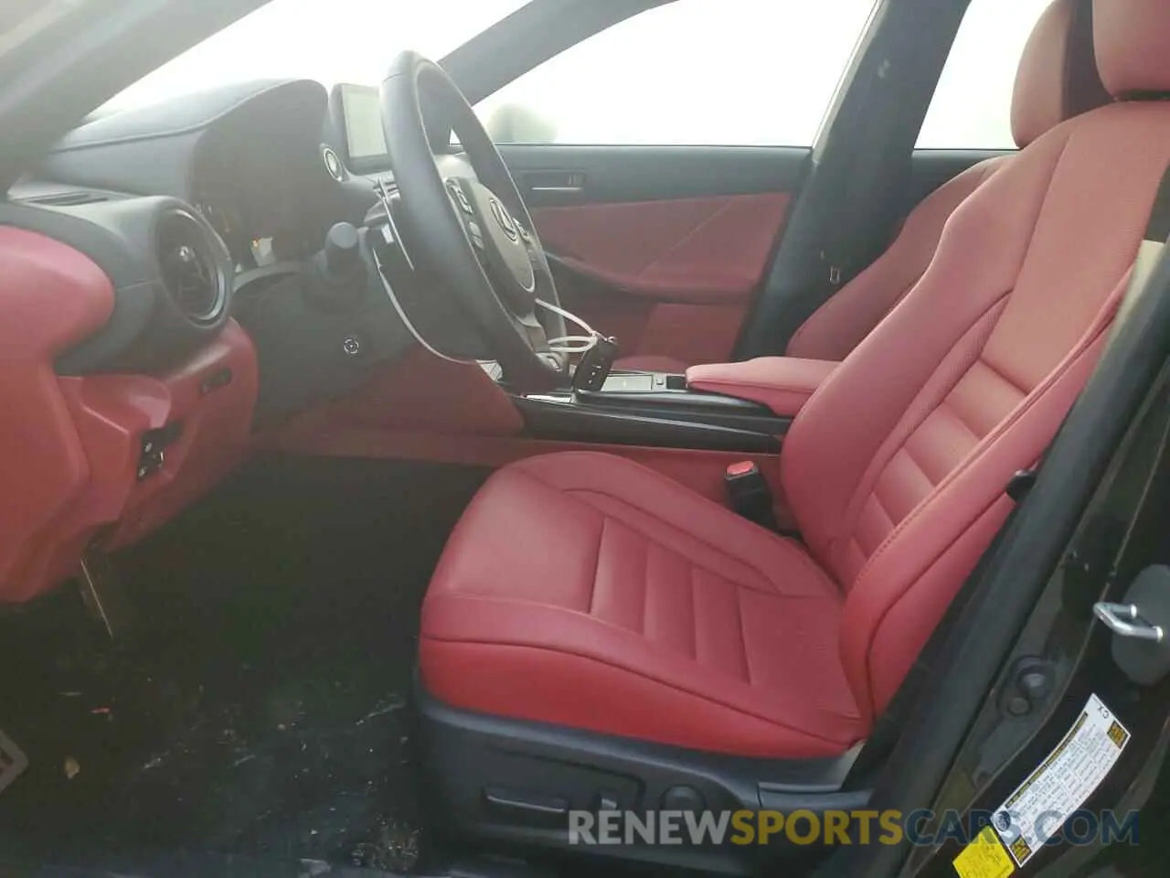 7 fotografías del automóvil dañado JTHGZ1B26R5073302 LEXUS IS 350 F S 2024