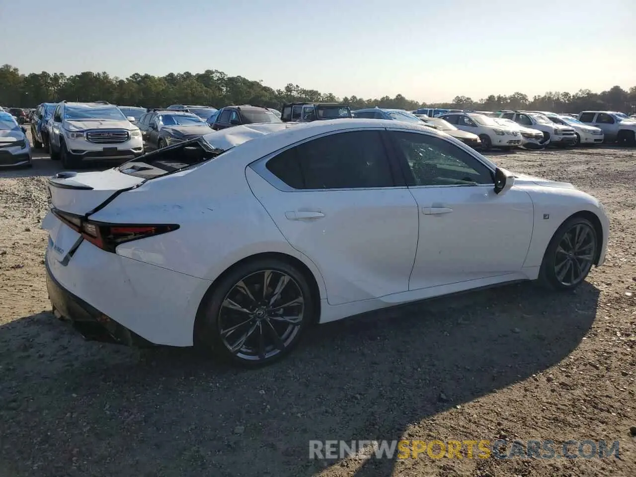 3 fotografías del automóvil dañado JTHGZ1B26R5078600 LEXUS IS 350 F S 2024
