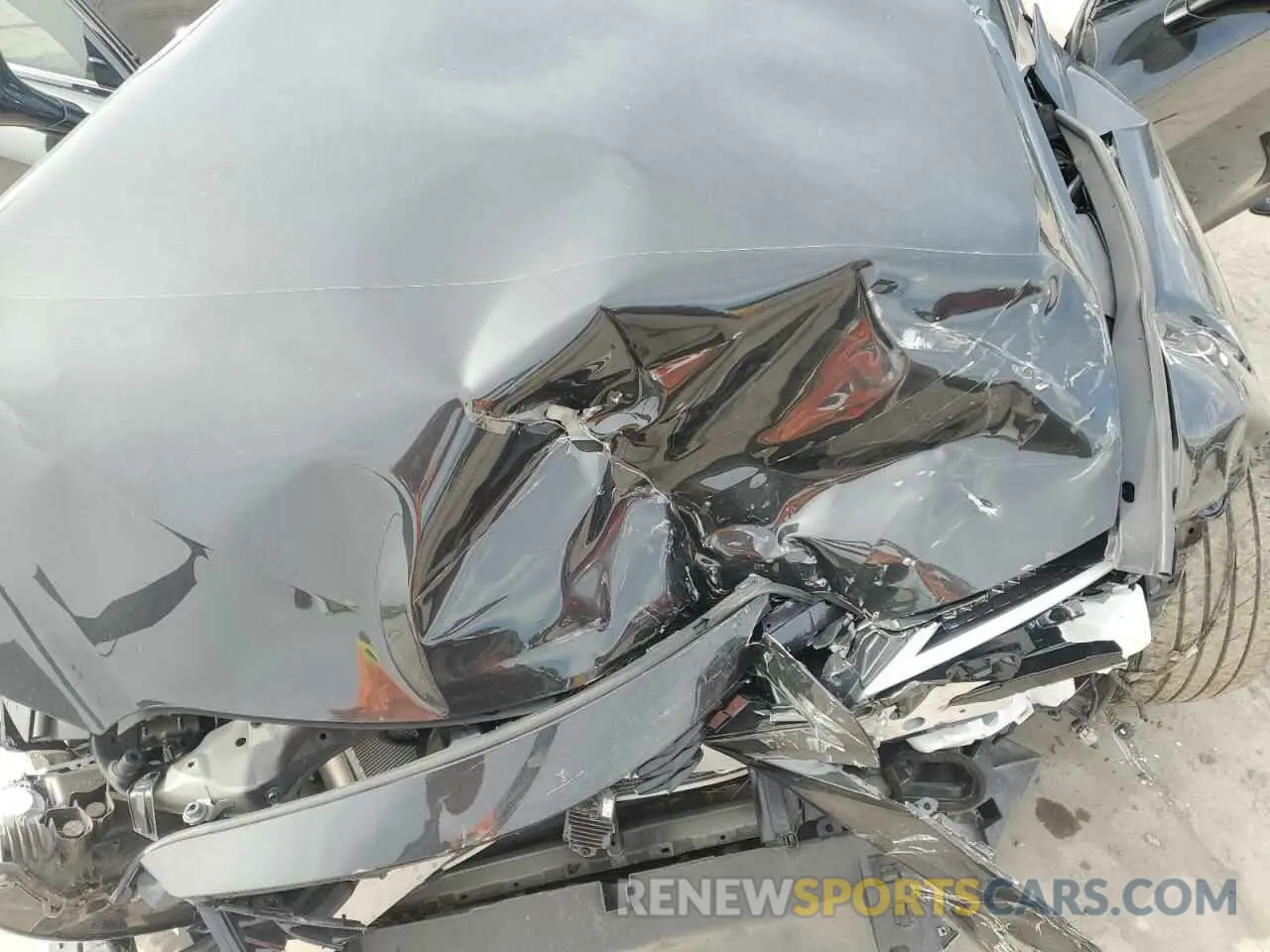 11 fotografías del automóvil dañado JTHGZ1B27R5074863 LEXUS IS 350 F S 2024