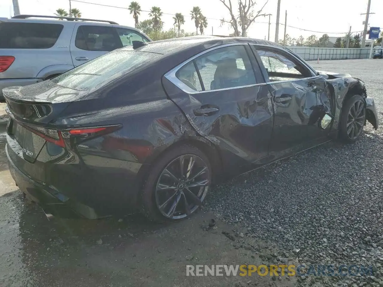 3 fotografías del automóvil dañado JTHGZ1B27R5079058 LEXUS IS 350 F S 2024