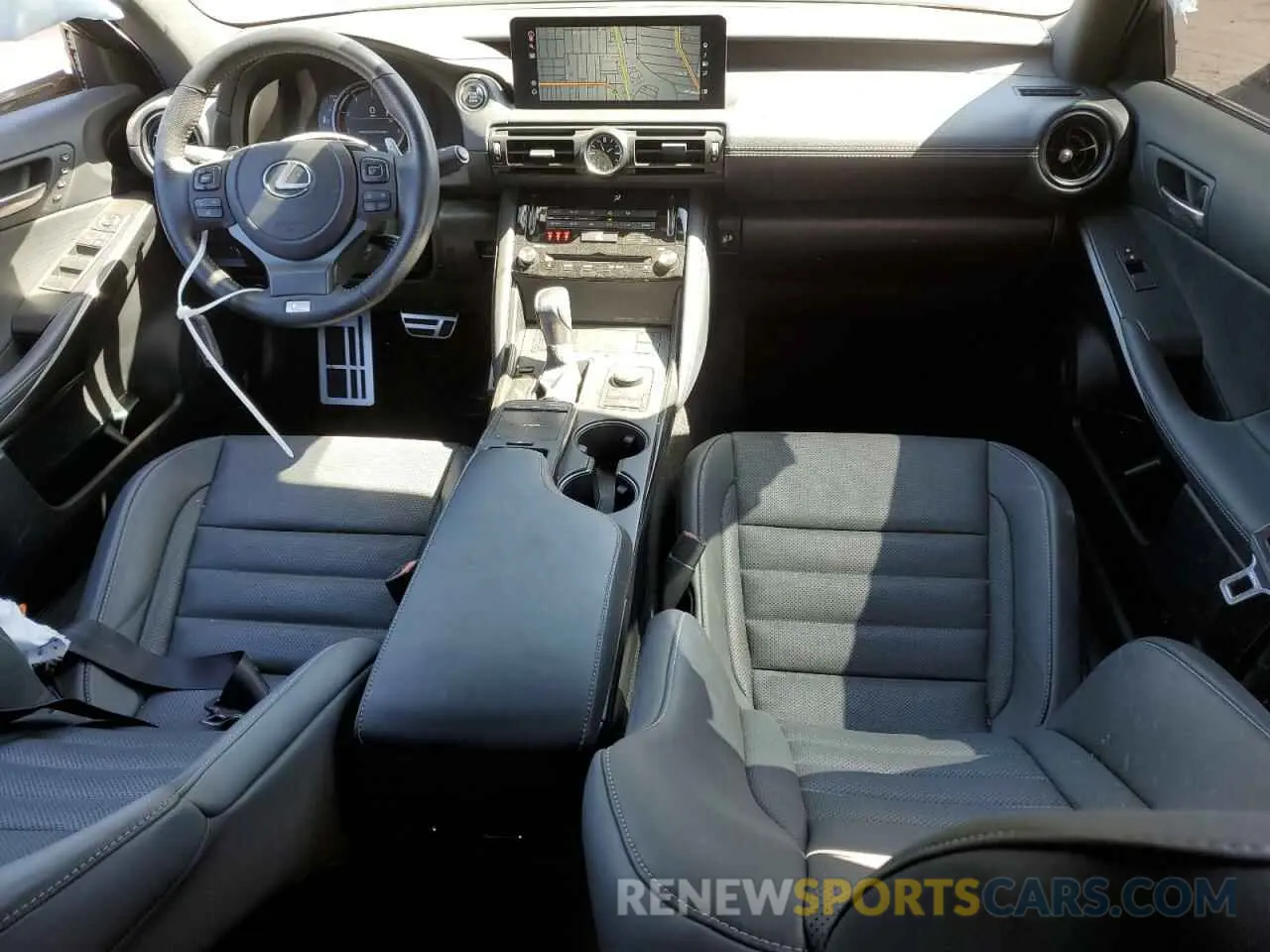 8 fotografías del automóvil dañado JTHGZ1B2XR5073495 LEXUS IS 350 F S 2024