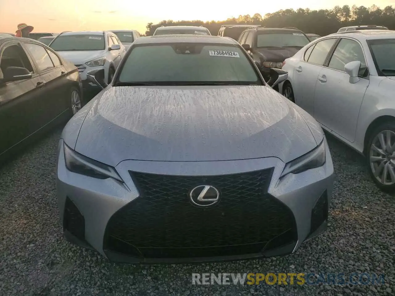 5 fotografías del automóvil dañado JTHGZ1B2XR5073688 LEXUS IS 350 F S 2024