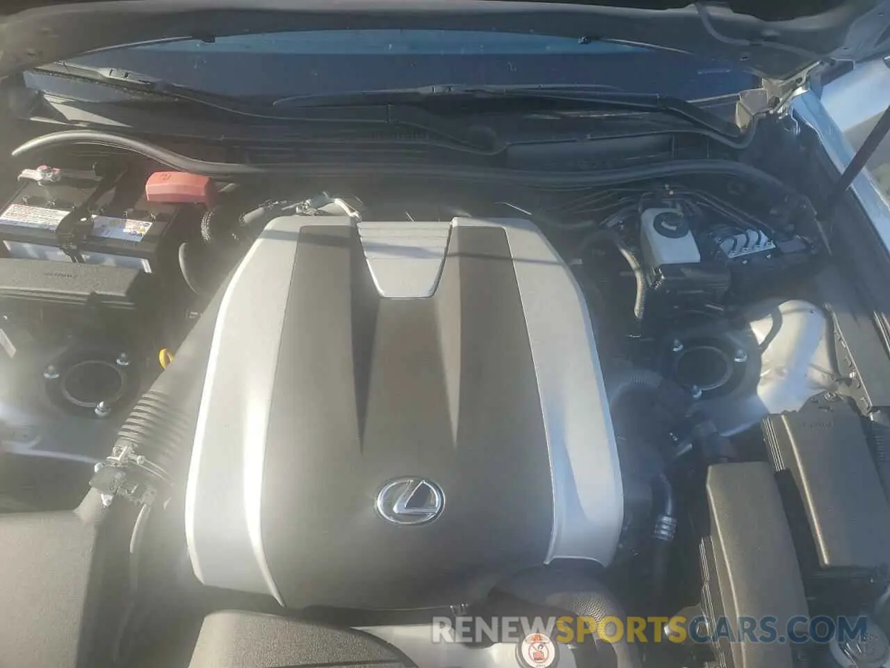 11 fotografías del automóvil dañado JTHGZ1B2XR5082262 LEXUS IS 350 F S 2024