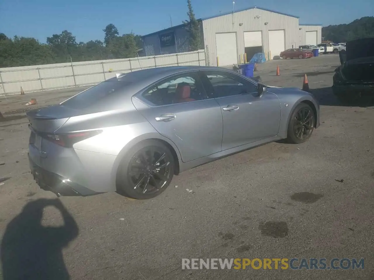 3 fotografías del automóvil dañado JTHGZ1B2XR5082262 LEXUS IS 350 F S 2024