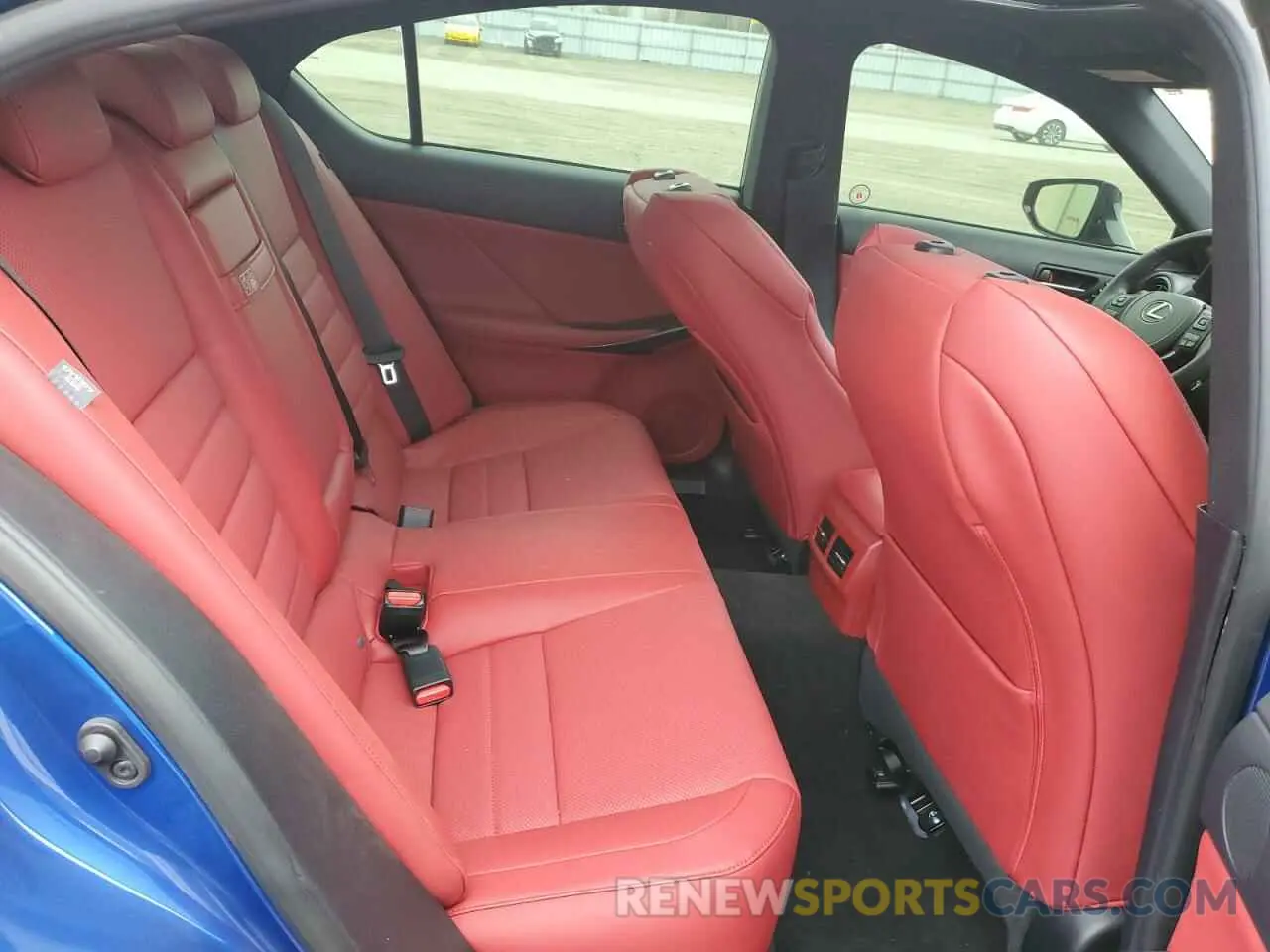 10 fotografías del automóvil dañado JTHGZ1E24R5035224 LEXUS IS 350 F S 2024