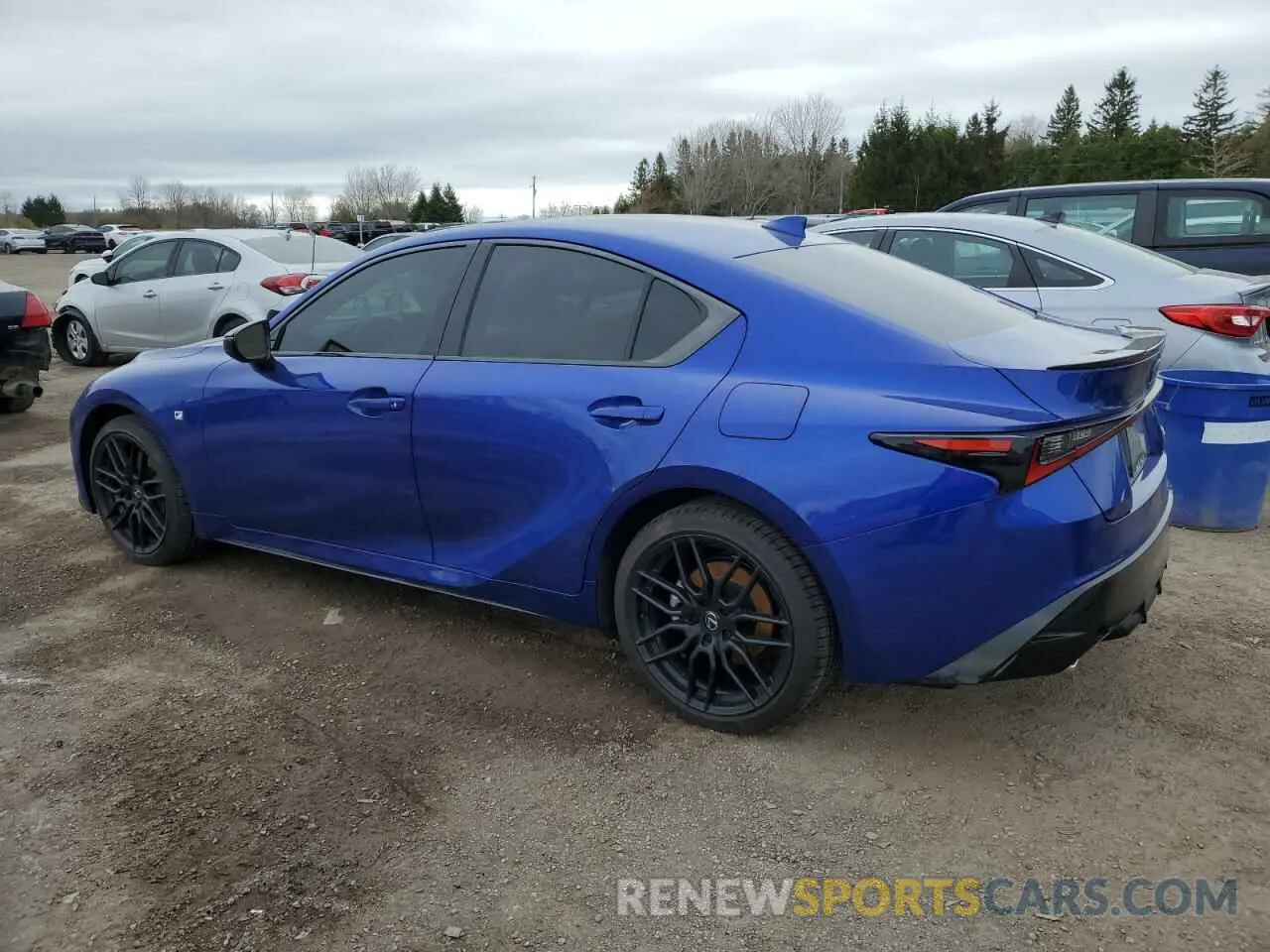 2 fotografías del automóvil dañado JTHGZ1E24R5035224 LEXUS IS 350 F S 2024