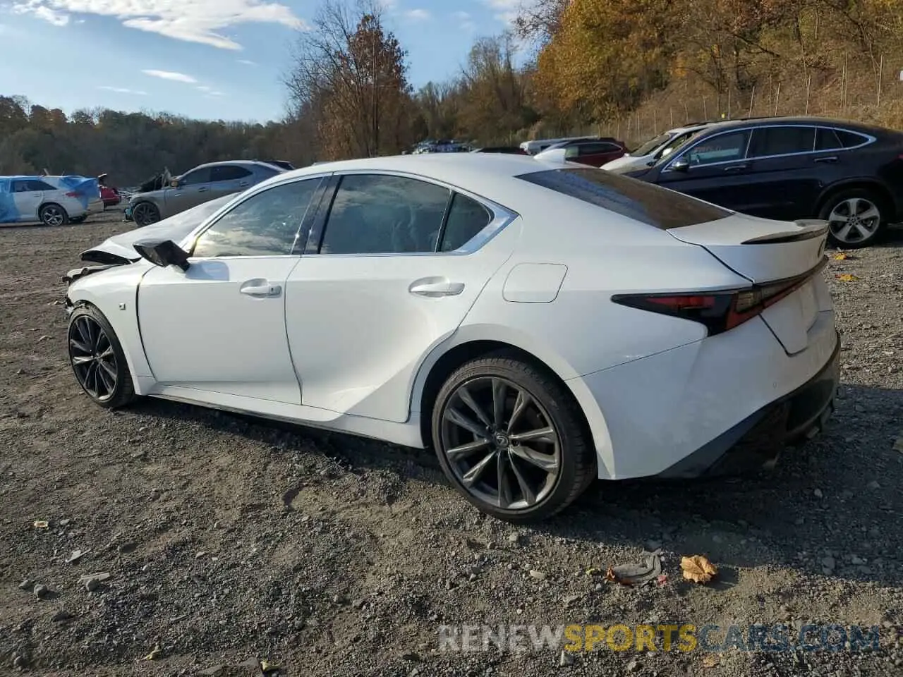 2 fotografías del automóvil dañado JTHGZ1E2XR5033090 LEXUS IS 350 F S 2024