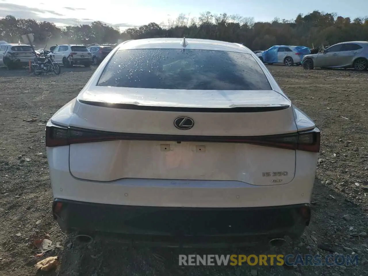 6 fotografías del automóvil dañado JTHGZ1E2XR5033090 LEXUS IS 350 F S 2024