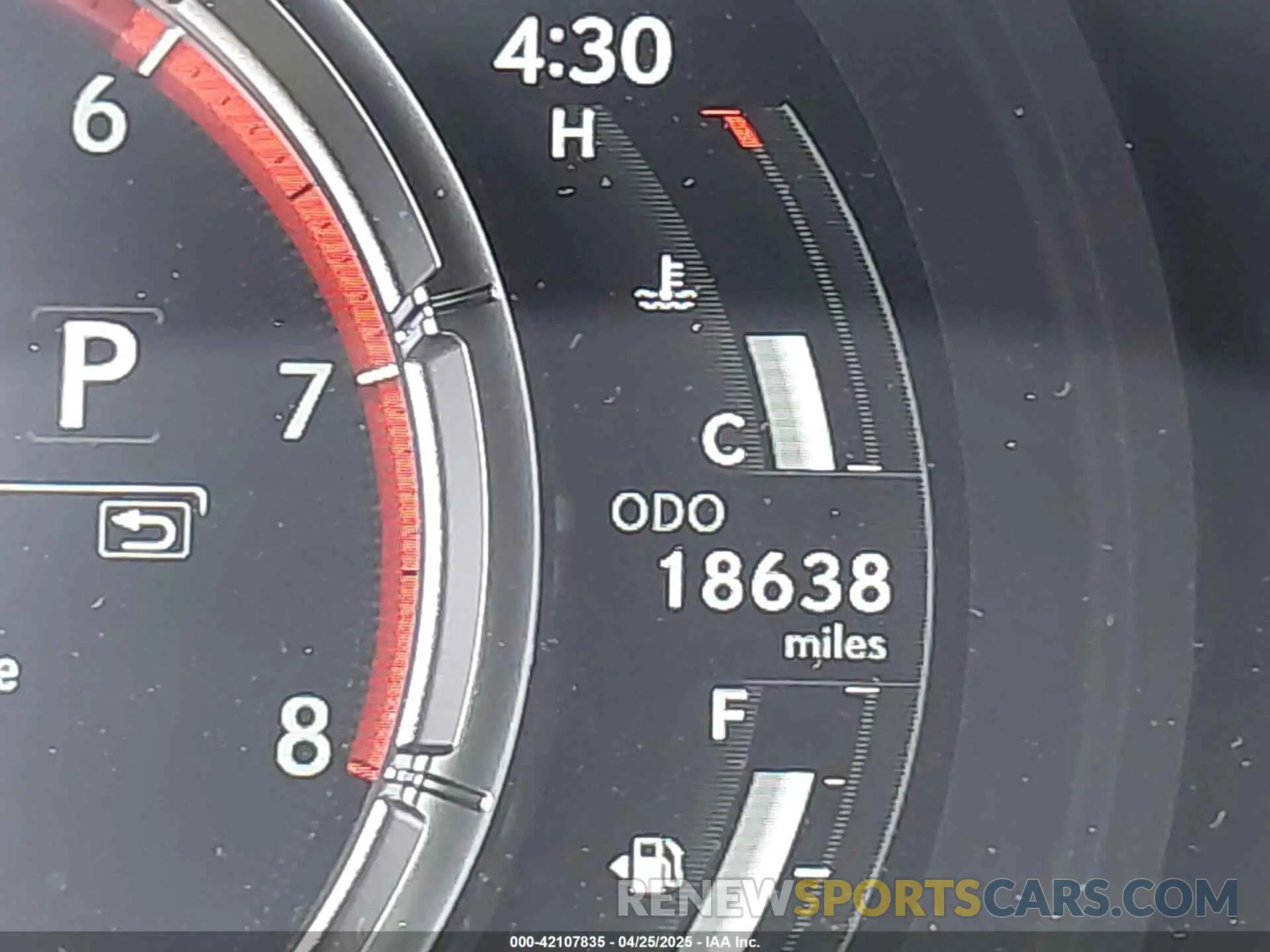 16 fotografías del automóvil dañado JTHAP1D21P5003423 LEXUS IS 500 2023