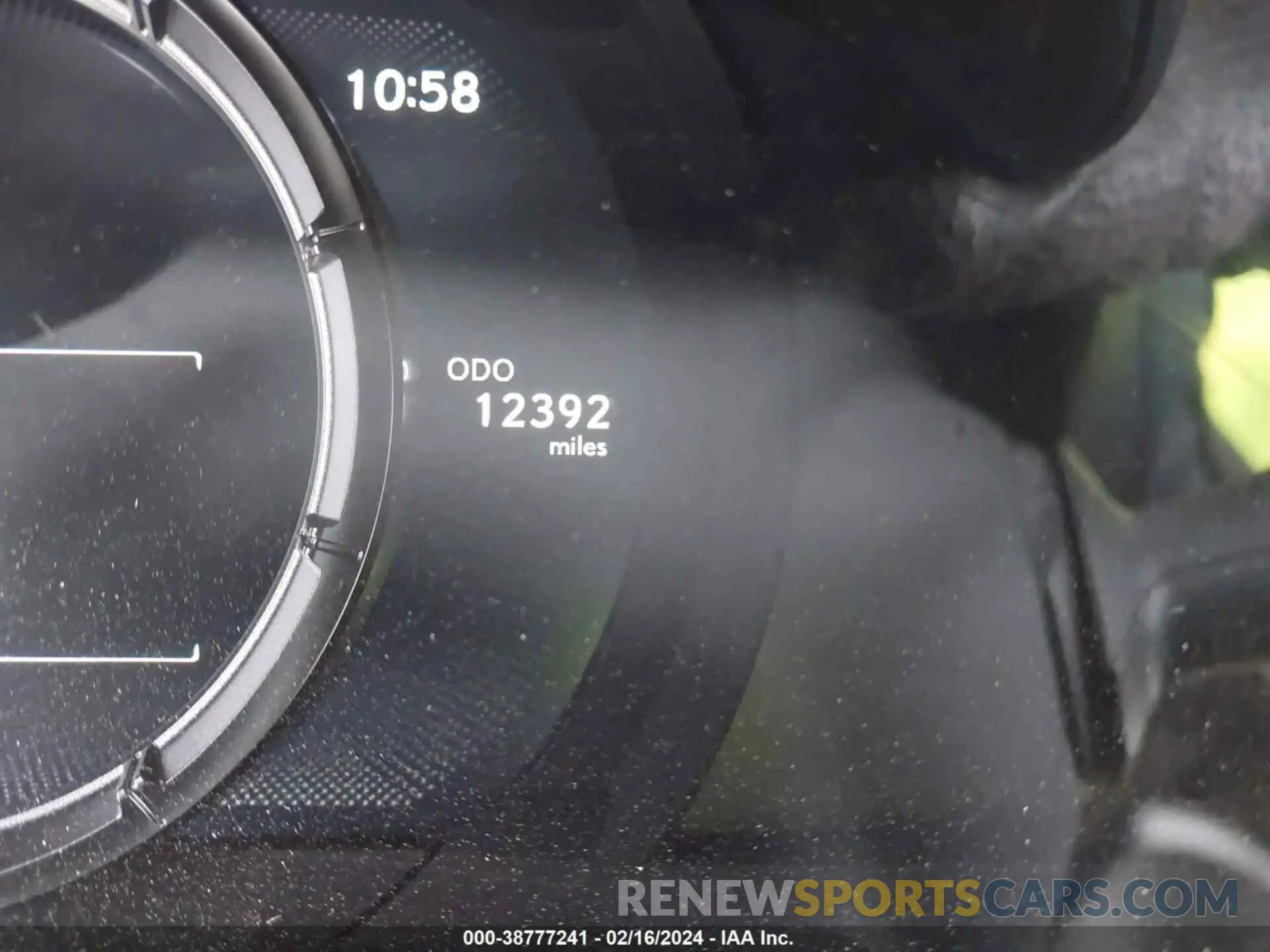 7 fotografías del automóvil dañado JTHAP1D29P5003203 LEXUS IS 500 2023