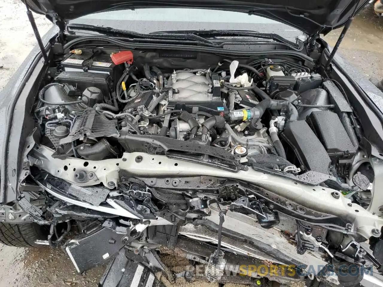 11 fotografías del automóvil dañado JTHAP1D25P5002842 LEXUS IS 500 F S 2023
