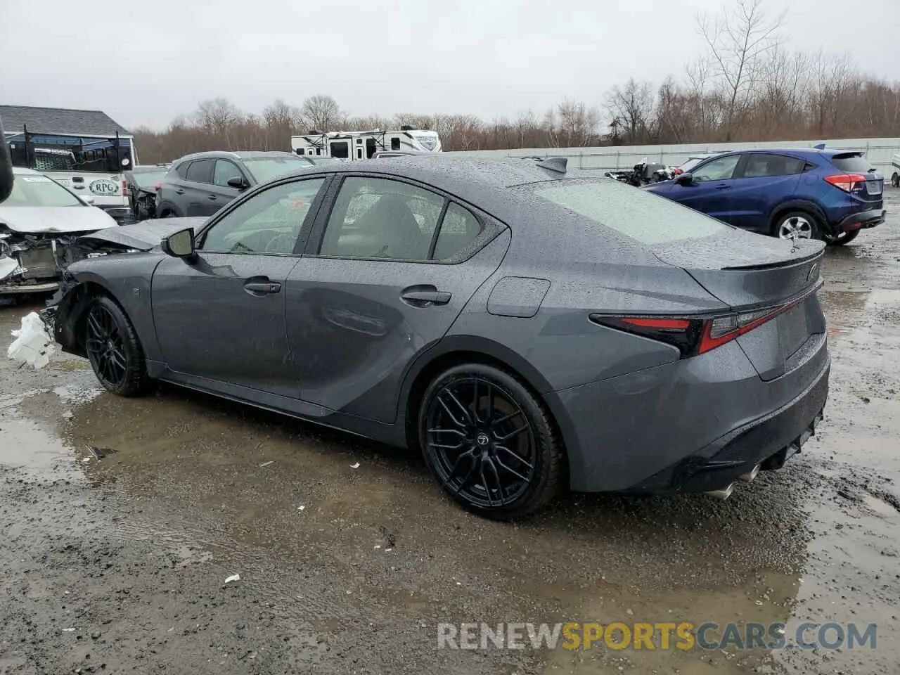 2 fotografías del automóvil dañado JTHAP1D25P5002842 LEXUS IS 500 F S 2023