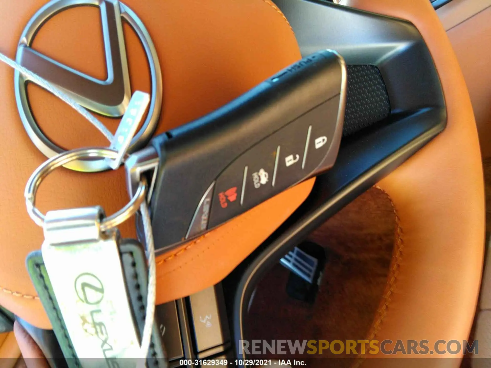 11 fotografías del automóvil dañado JTHKPAAY4MA100826 LEXUS LC 2021