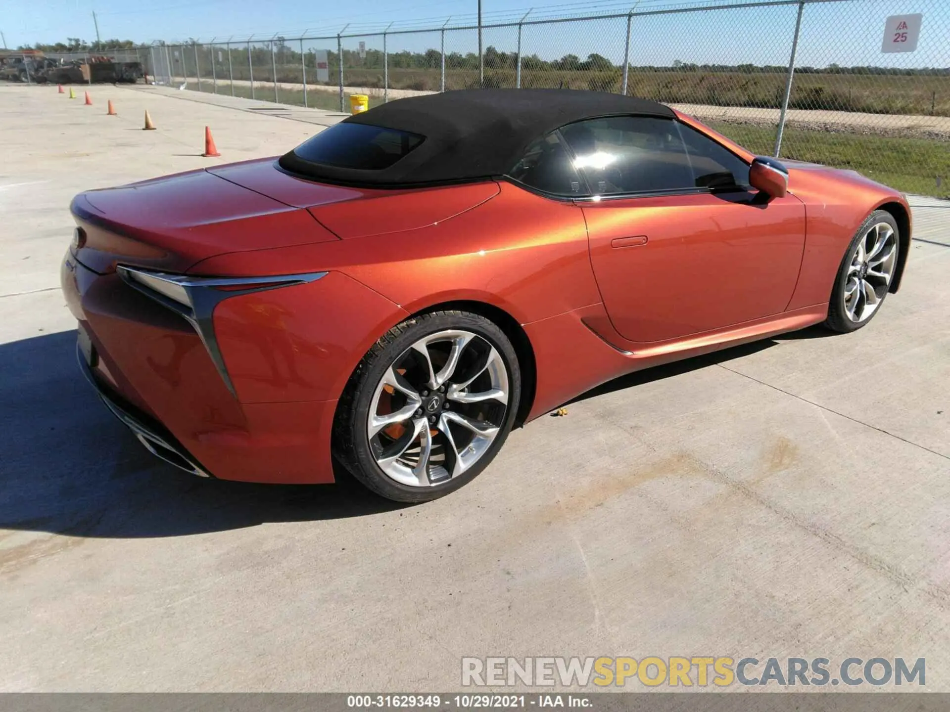 4 fotografías del automóvil dañado JTHKPAAY4MA100826 LEXUS LC 2021