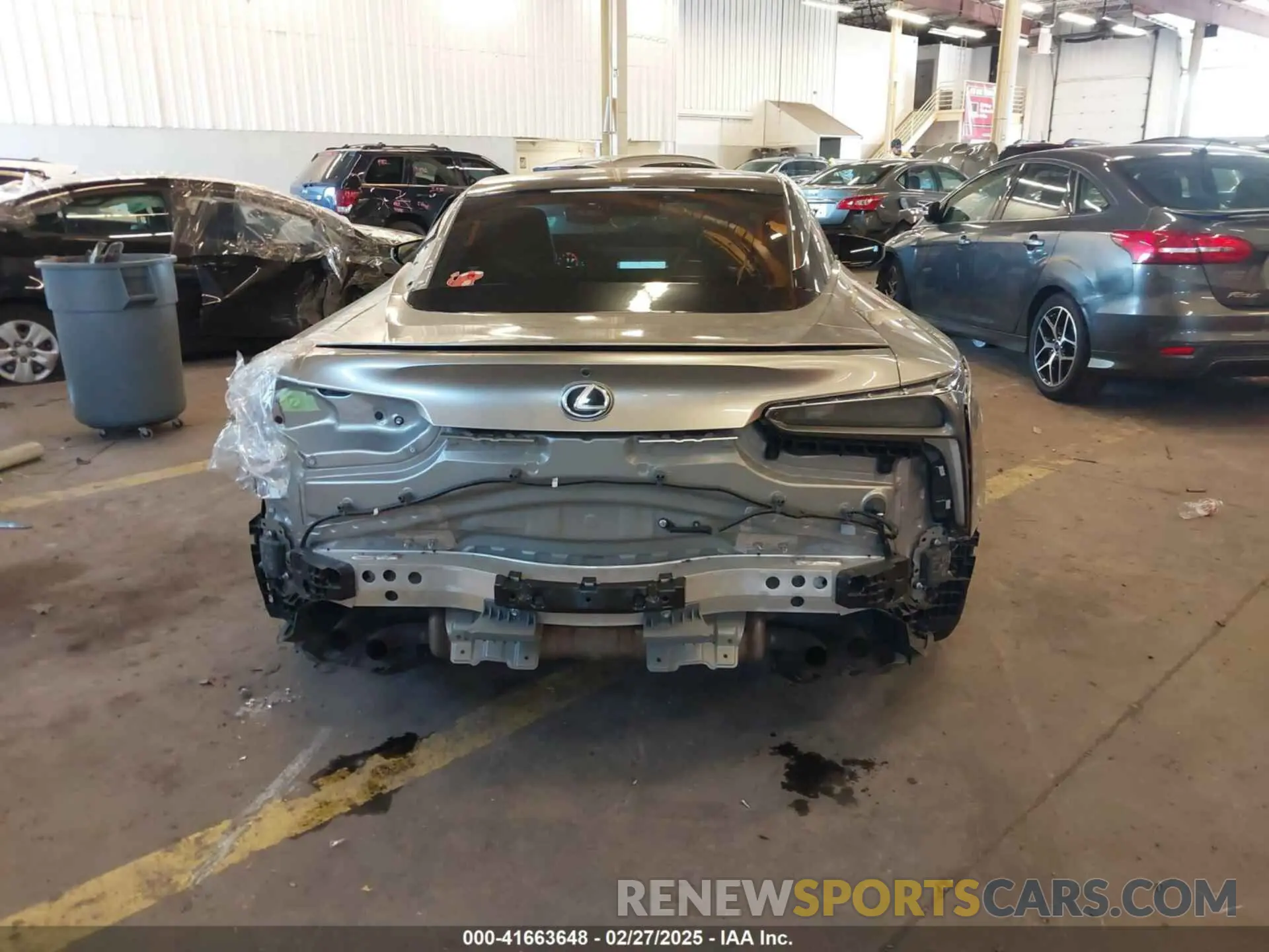 17 fotografías del automóvil dañado JTHHP5AY2KA006295 LEXUS LC 500 2019