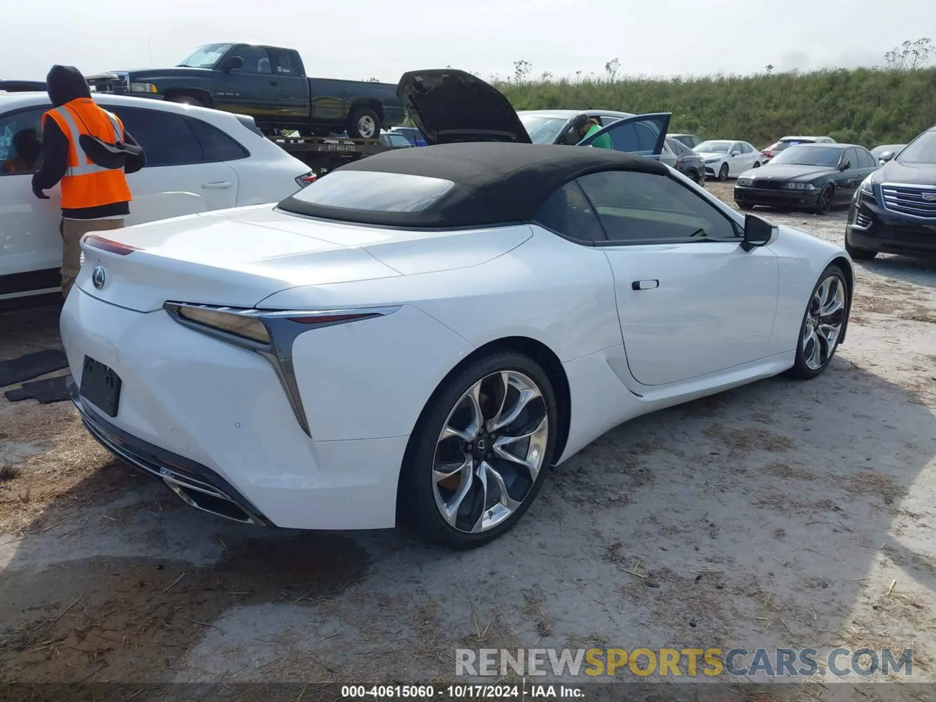 4 fotografías del automóvil dañado JTHKPAAY5MA103962 LEXUS LC 500 2021