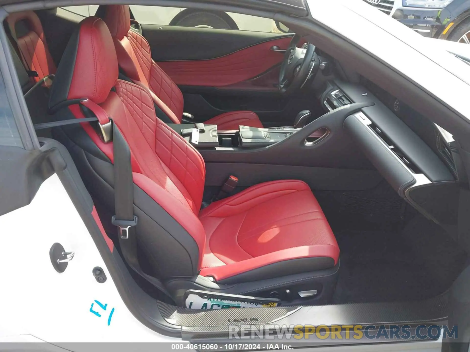 5 fotografías del automóvil dañado JTHKPAAY5MA103962 LEXUS LC 500 2021