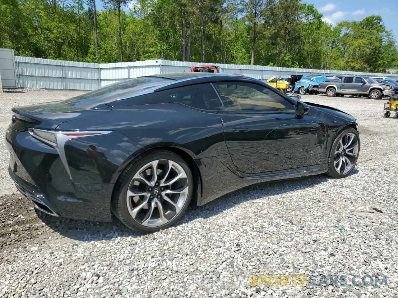 3 fotografías del automóvil dañado JTHAP5AY8MA100492 LEXUS LC500 2021