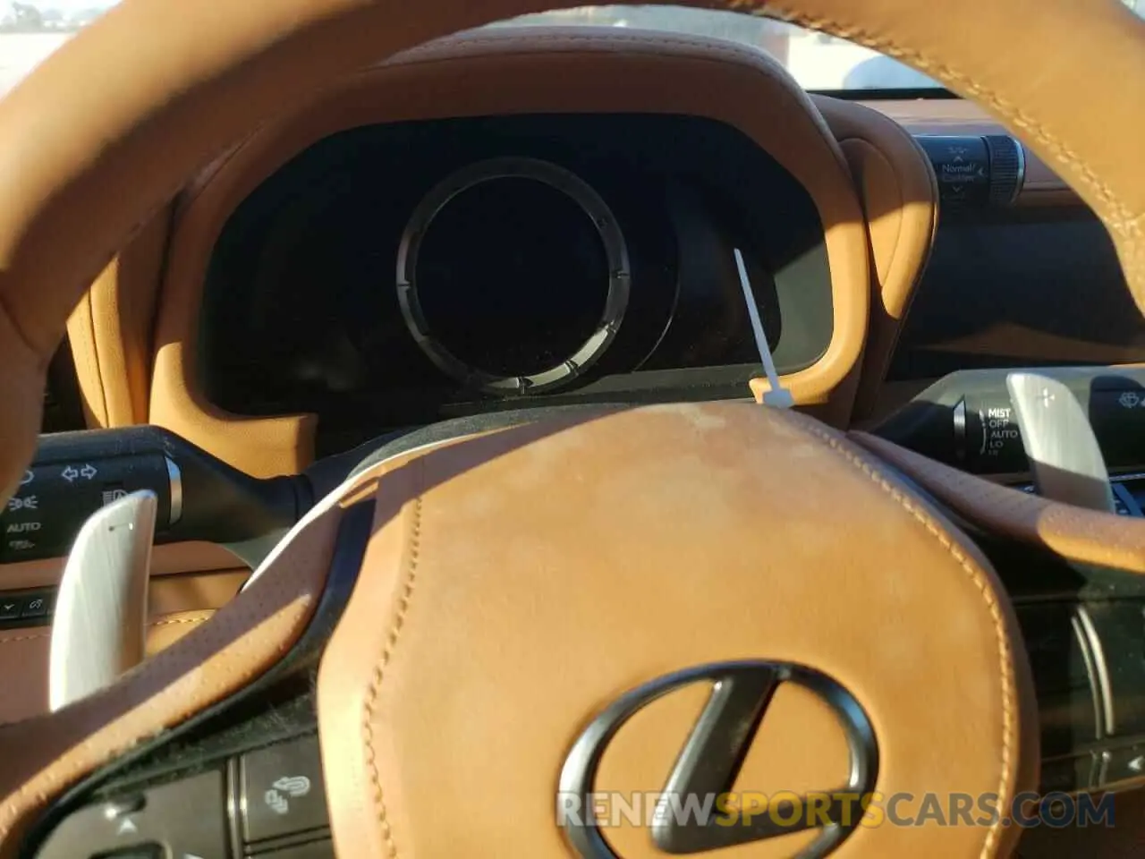 8 fotografías del automóvil dañado JTHKPAAY1MA102534 LEXUS LC500 2021