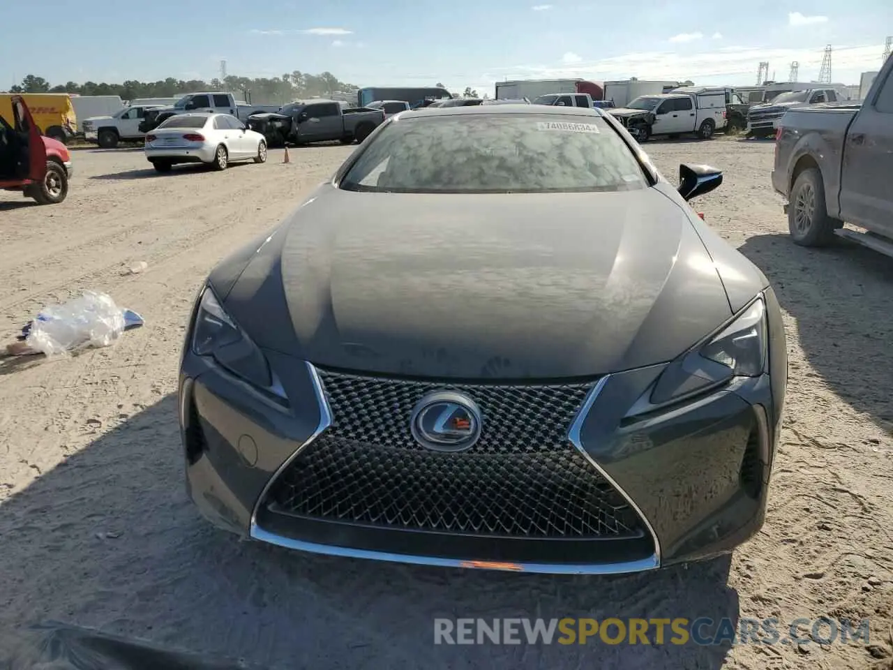 5 fotografías del automóvil dañado JTHJY5AY9NA002294 LEXUS LC500 2022